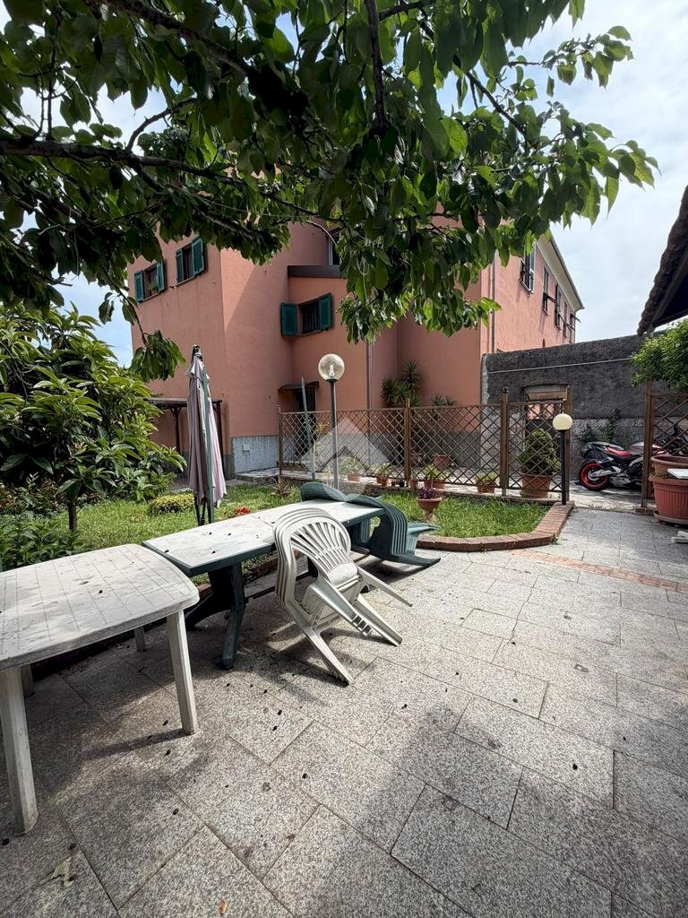 Semi-detached house Via coronata, Genova (neighborhood Cornigliano) - photo 3
