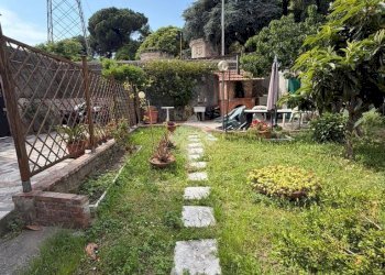 Semi-detached house Via coronata, Genova (neighborhood Cornigliano) - photo 1