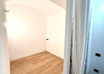 Bilocale Vico delle Pietre Preziose, Genova - foto 8