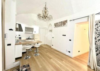 Bilocale Vico delle Pietre Preziose, Genova - foto 16