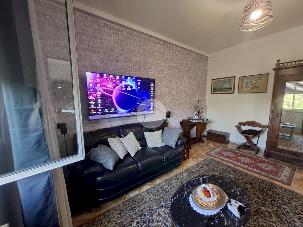 Three-room apartment Via Mansueto, Genova (neighborhood Certosa) - photo 2