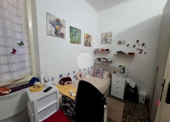 Three-room apartment Via Mario Bercilli, Genova (neighborhood Certosa) - photo 4