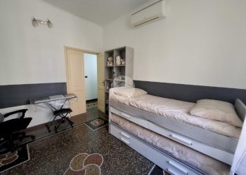 Three-room apartment Via Mario Bercilli, Genova (neighborhood Certosa) - photo 8