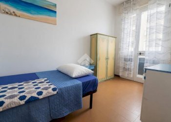 Three-room apartment Viale Francesco Petrarca, Ravenna (neighborhood Lido Adriano) - photo 11