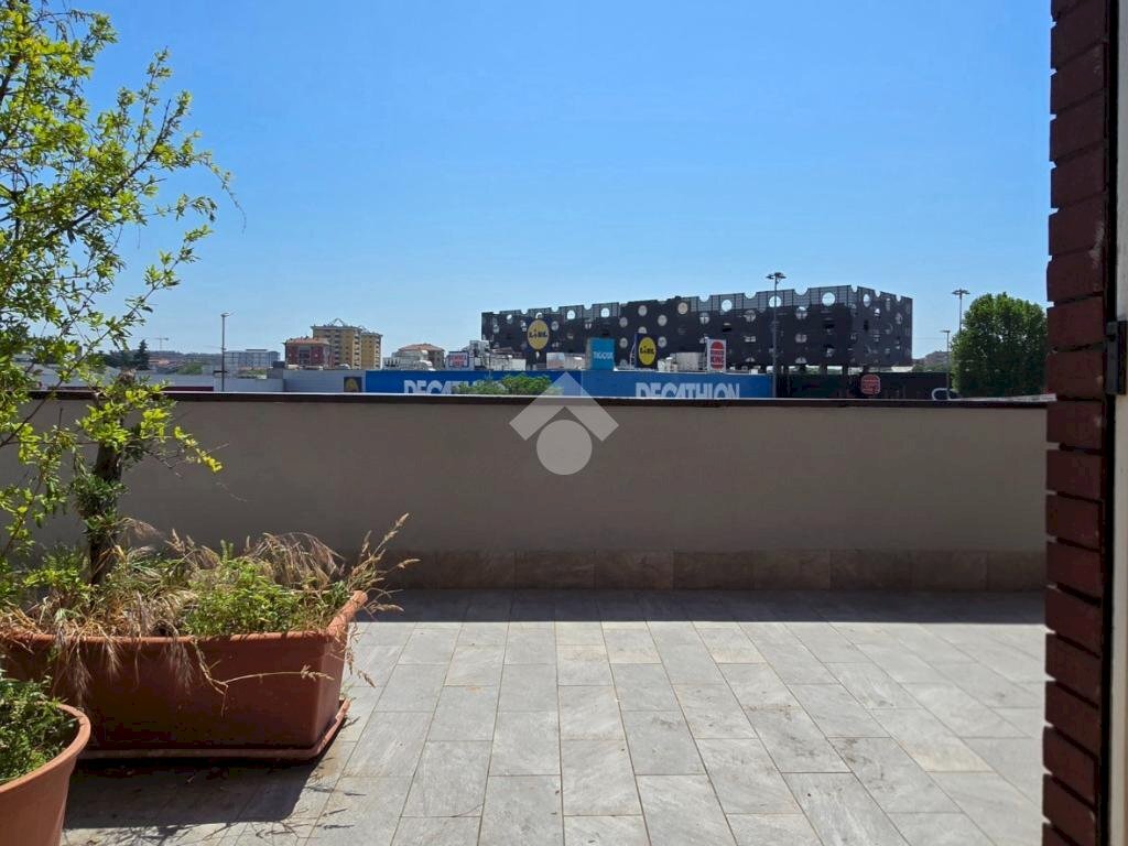 Three-room apartment Viale Romagna, Cinisello Balsamo - photo 3