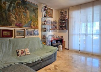 Three-room apartment Viale Romagna, Cinisello Balsamo - photo 11