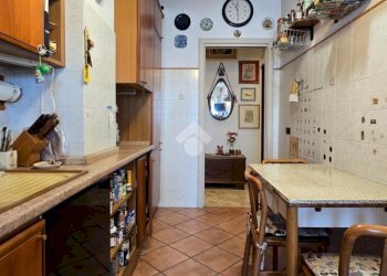 Three-room apartment Viale Romagna, Cinisello Balsamo - photo 14