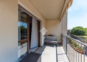 Three-room apartment Via Prima Strada, Lainate - photo 11