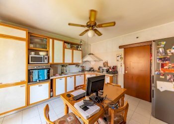 Three-room apartment Via Prima Strada, Lainate - photo 12