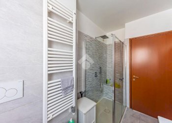 Three-room apartment Via Prima Strada, Lainate - photo 32