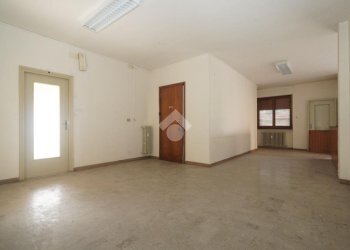 Apartment Lungo Dora Abegg, Susa - photo 25