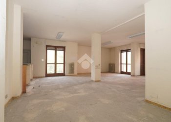 Apartment Lungo Dora Abegg, Susa - photo 30