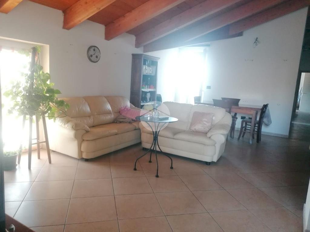 Three-room apartment Via Martiri Della Liberazione, Narzole - photo 3