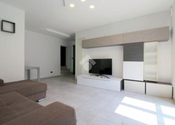 Four-room apartment Via vittorio alfieri, Villar Perosa - photo 5