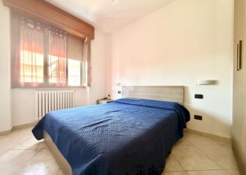 Three-room apartment Via Cesare da Sesto, Cinisello Balsamo - photo 12