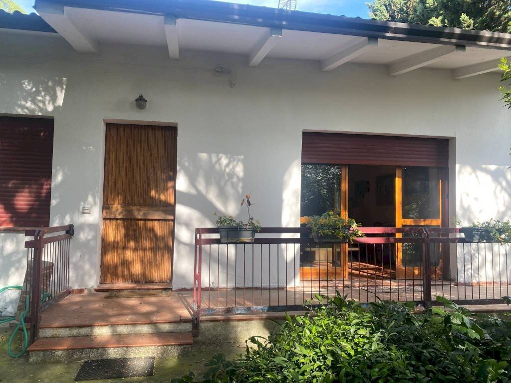 Villa Imola - foto 1