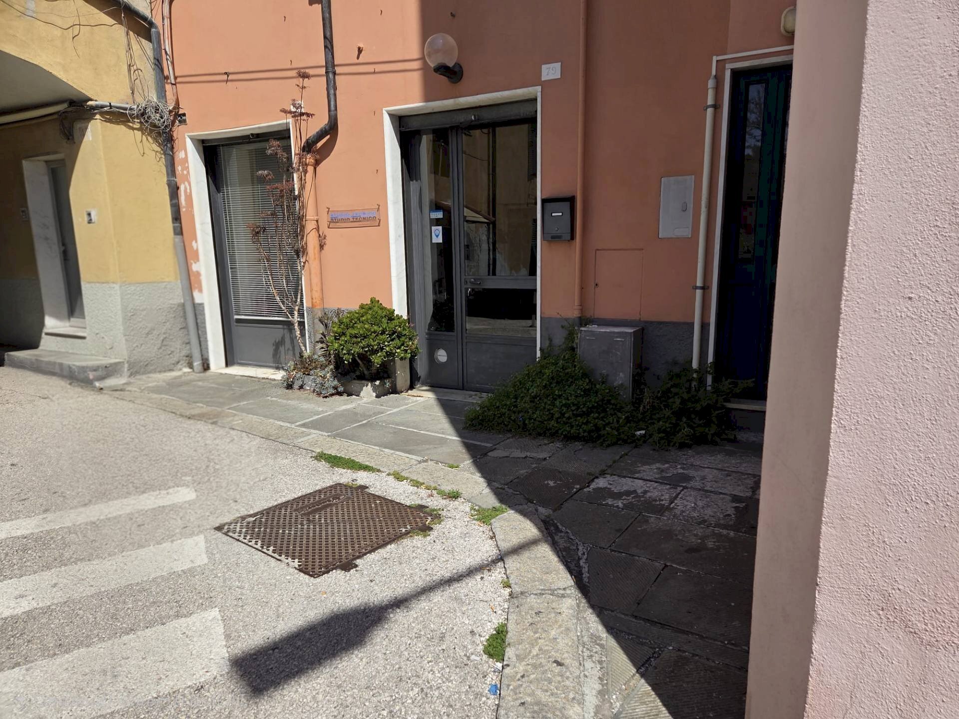 Foto 1 - Office VIA SAPELLO
 
79 R, Genova - photo 1