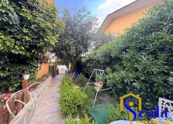 Foto 22 - Villa VIA CIRCUMVALAZIONE, Vitulazio - foto 22