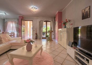 Foto 2 - Villa a Schiera Via Valle
36, Arce - foto 2