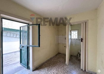 Hall / corridoio - Two-room apartment via San Mauro
 
75, Casoria - photo 2