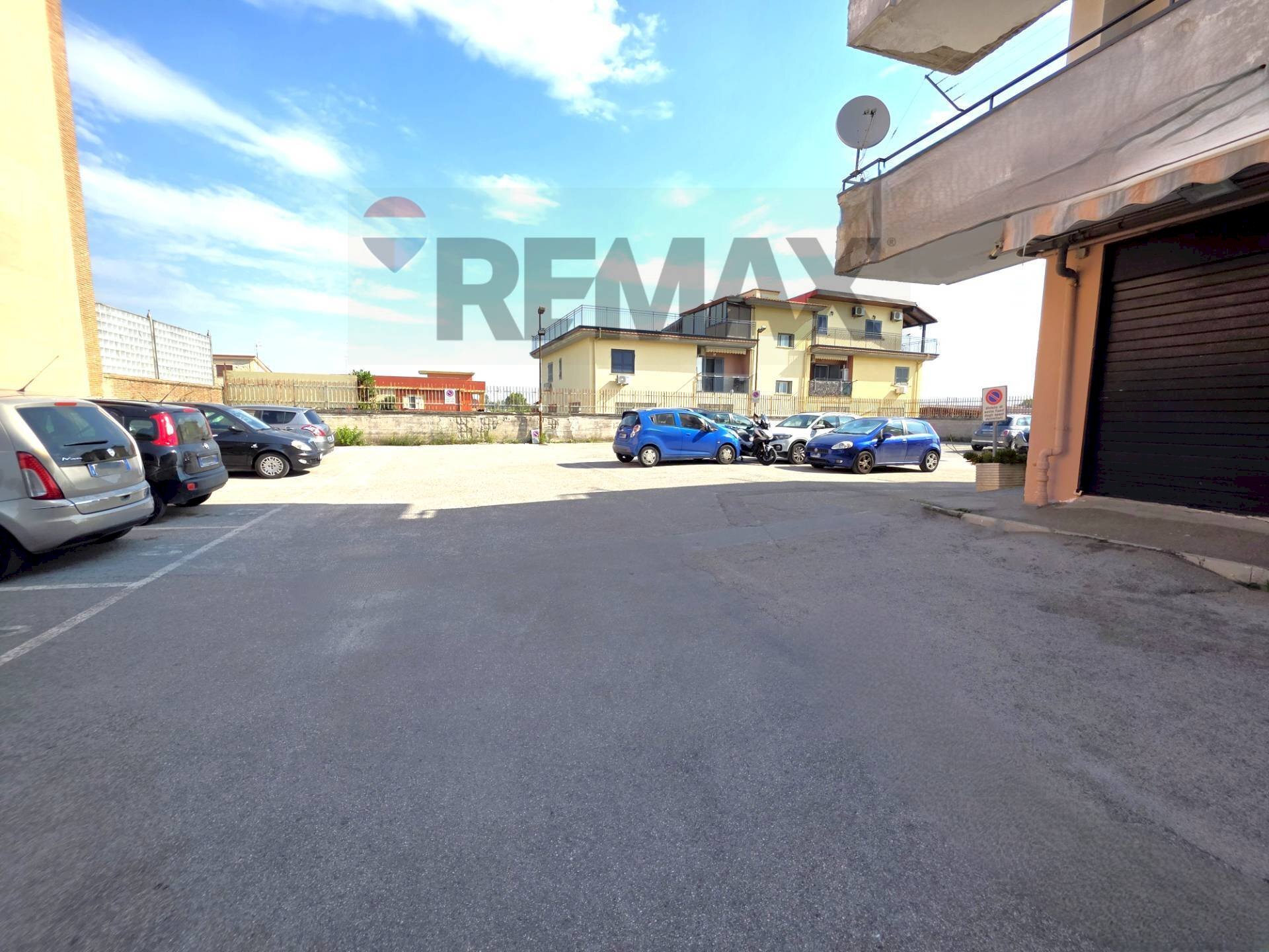 Edificio all\'aperto - Trilocale Casoria - foto 3