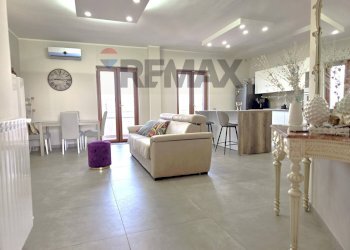 Sala da pranzo - Three-room apartment Casoria - photo 10