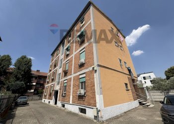 Edificio all\'aperto - Appartamento via Olona
 
3, Rho - foto 1