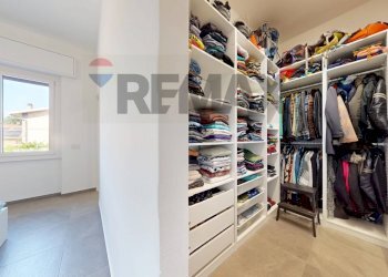 Cabina armadio - Appartamento via Cardinale Ferrari
35, Cerro Maggiore - foto 17