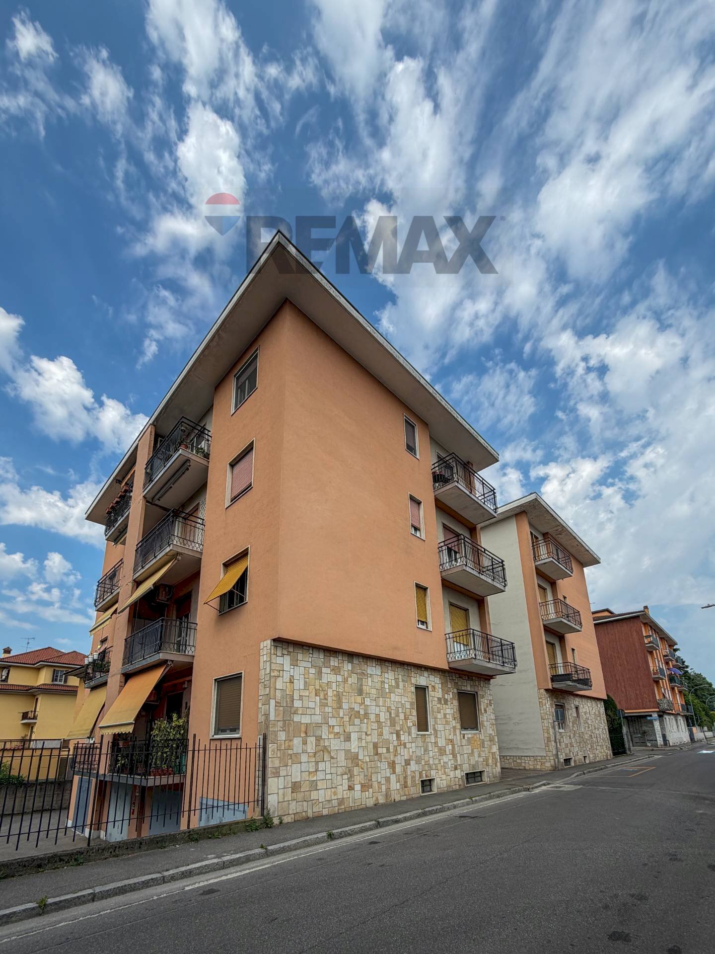 Edificio all\'aperto - Two-room apartment via Diaz
 
22, Nerviano - photo 1