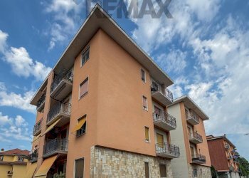 Edificio all\'aperto - Two-room apartment via Diaz
22, Nerviano - photo 1