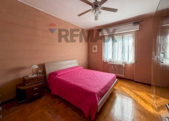 Camera / camera da letto - Two-room apartment via Diaz
22, Nerviano - photo 16