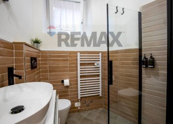 Bagno - Two-room apartment Via Luigi Civetta
4, Colonno - photo 11