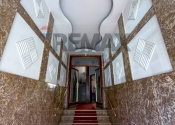 Hall / corridoio - Appartamento Via Dei Tulipani
13, Milano - foto 31
