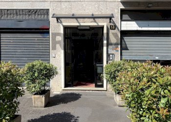Edificio all\'aperto - Appartamento Via Dei Tulipani
13, Milano - foto 32