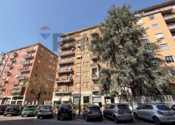 Edificio all\'aperto - Appartamento Via Dei Tulipani
13, Milano - foto 33