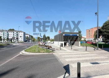 Edificio all\'aperto - Appartamento Via Dei Tulipani
13, Milano - foto 37