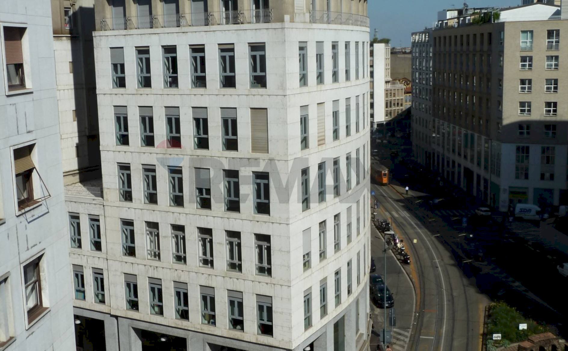 Edificio all\'aperto - Ufficio Via Maurizio Gonzaga
5, Milano - foto 2