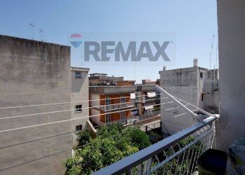 Balcone - Two-room apartment Via Palo del Colle
 
70, Bitetto - photo 7