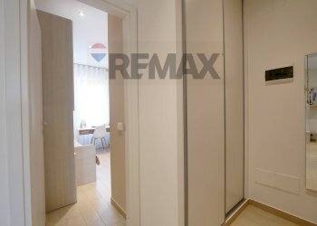 Hall / corridoio - Two-room apartment Via Palo del Colle
 
70, Bitetto - photo 10