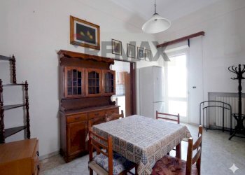 Sala da pranzo - Four-room apartment Via Dante Alighieri
 
251, Bari - photo 1