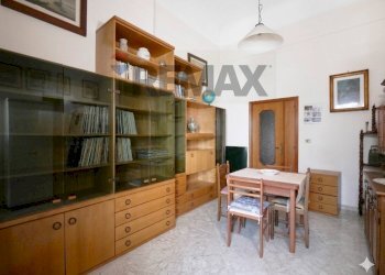Sala da pranzo - Four-room apartment Via Dante Alighieri
 
251, Bari - photo 2