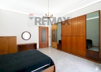 Camera / camera da letto - Four-room apartment Via Dante Alighieri
 
251, Bari - photo 10