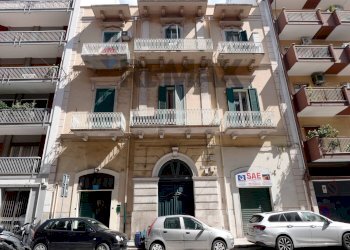 Edificio all\'aperto - Four-room apartment Via Dante Alighieri
 
251, Bari - photo 19