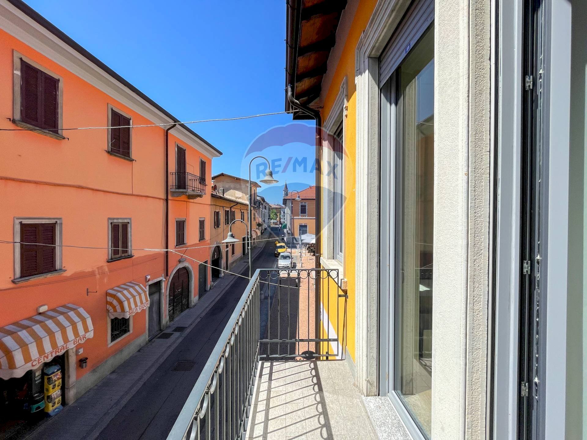 Balcone - Three-room apartment Via Roma
41, Viggiù - photo 2