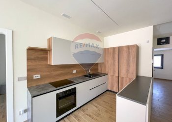 Cucina - Three-room apartment Via Roma
 
41, Viggiù - photo 8