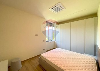 Camera / camera da letto - Three-room apartment Via Roma
 
41, Viggiù - photo 12