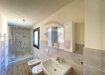 Bagno - Three-room apartment Via Roma
 
41, Viggiù - photo 14