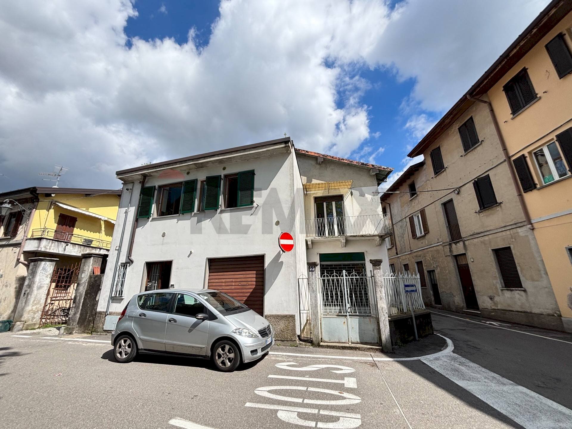 Edificio all\'aperto - Independent house Gazzada Schianno - photo 3
