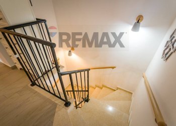 Scale - Villa Via Faraona
 
10, Villabate - foto 10