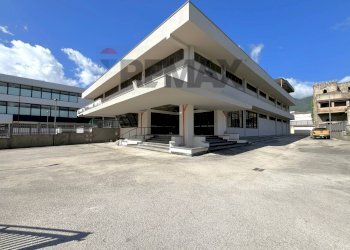 Edificio all\'aperto - Shed Via aielli
28, San Giuseppe Vesuviano - photo 1
